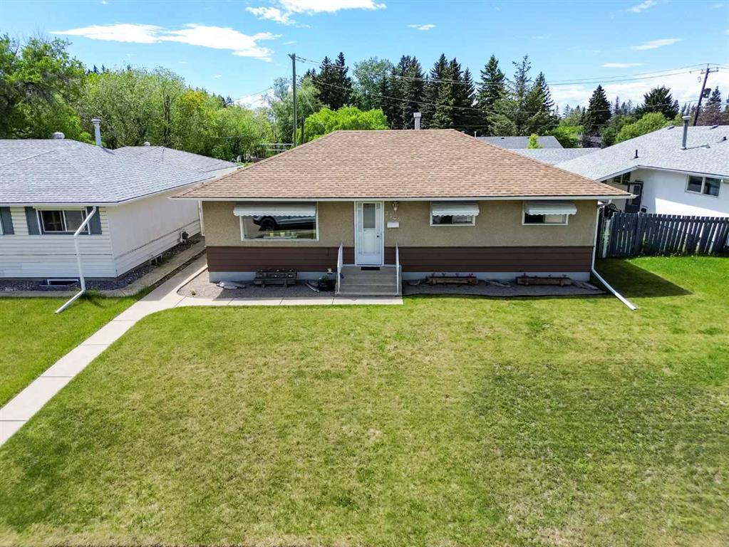 3206 44A Avenue , A2319427, Alberta,