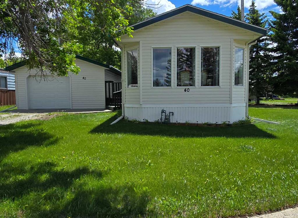 40 Mobile Drive , A2319471, Alberta,