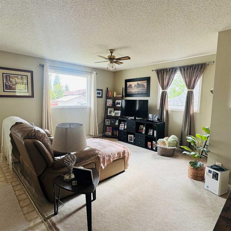 Fourth View of 705 10 Avenue SE, Central High River, High River, Alberta, T1V 1K3