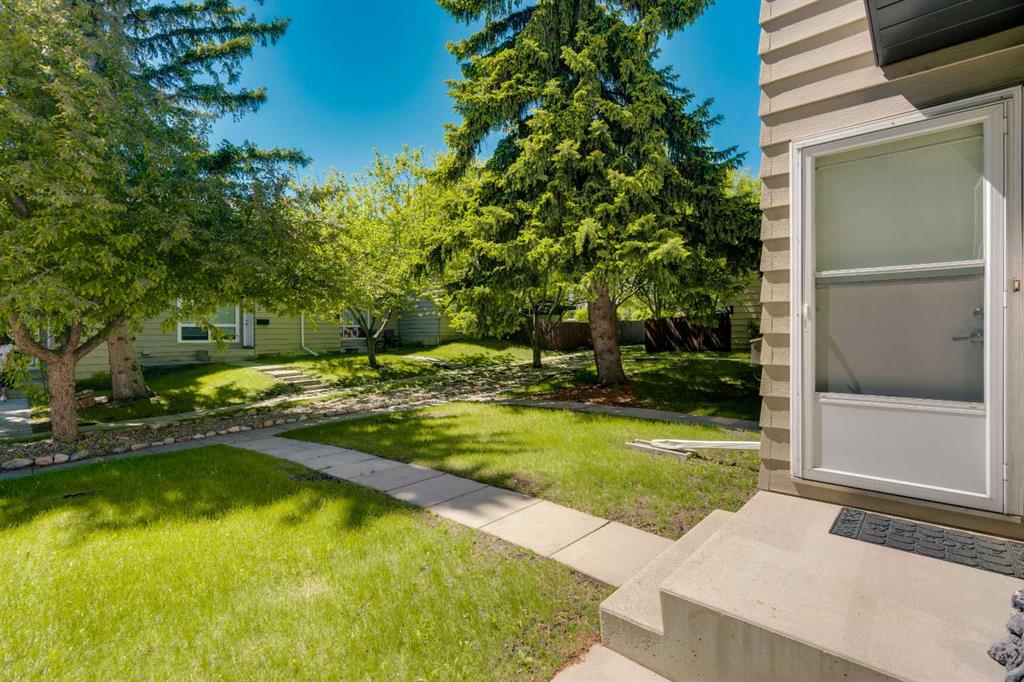 Third View of 13, 7205 4 Street NE, Huntington Hills, Calgary, Alberta, T2K5S3