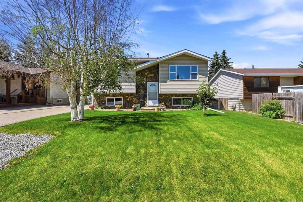 38 Meadowview Close , A2319506, Alberta,