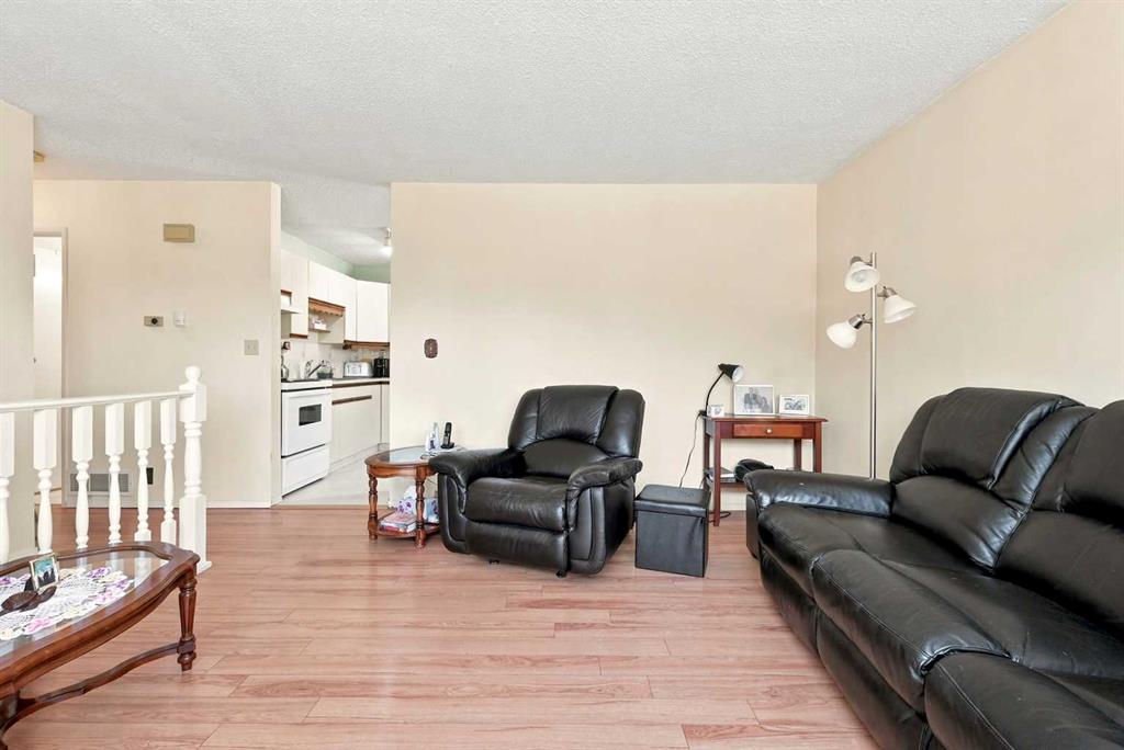 Fourth View of 38 Meadowview Close , Lakeview Heights, Sylvan Lake, Alberta, T4S1J2