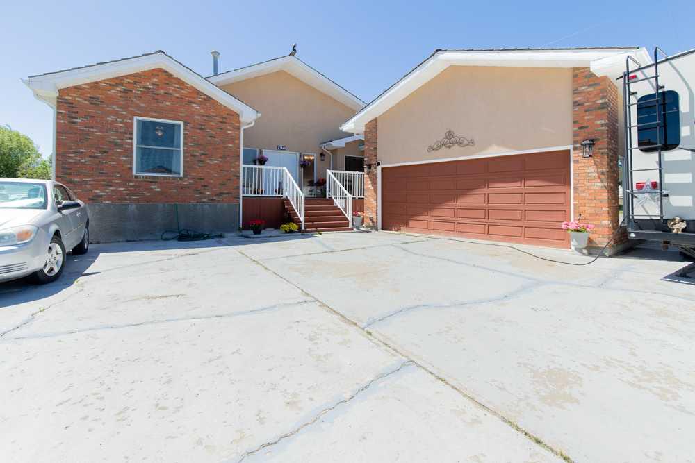 214 3 Street W, A2319514, Alberta,