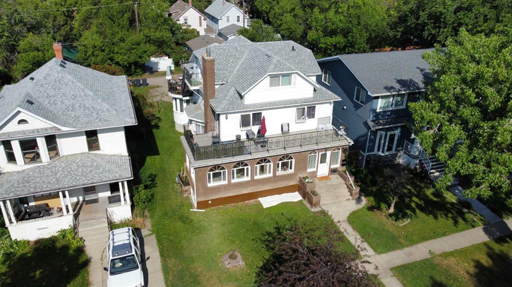 Second View of 1-5, 622 10 Street S, London Road, Lethbridge, Alberta, T1J 2M8
