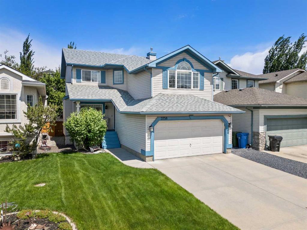 MLS® listing #111929162 for sale located at 3758 Douglas Ridge Link SE