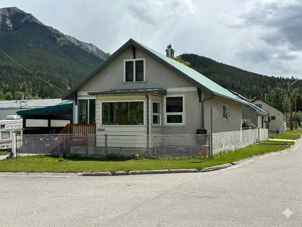 Third View of 13202 19 Avenue , NONE, Blairmore, Alberta, T0K 0E0
