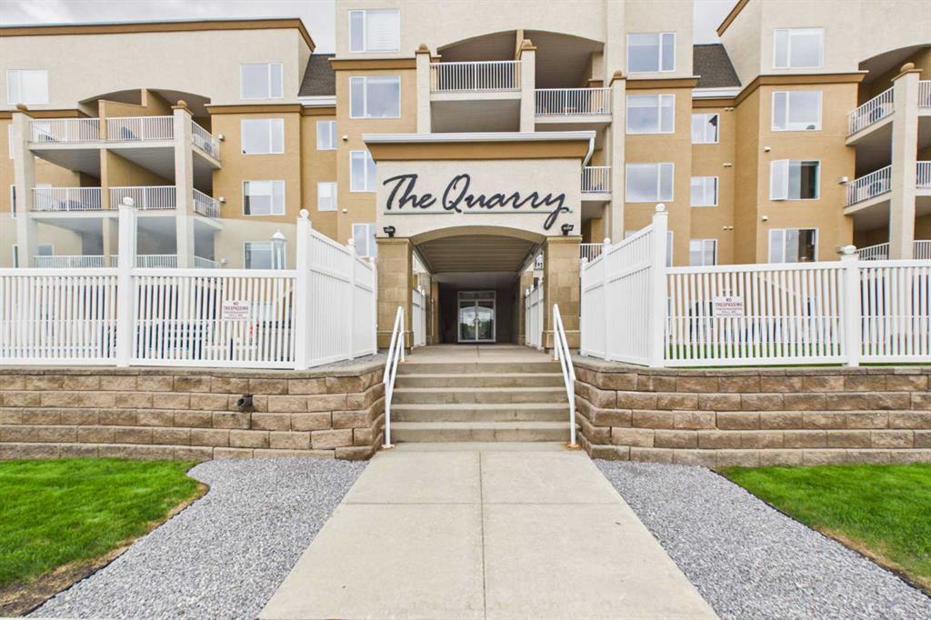 105, 5590 45 Street , A2319586, Alberta,