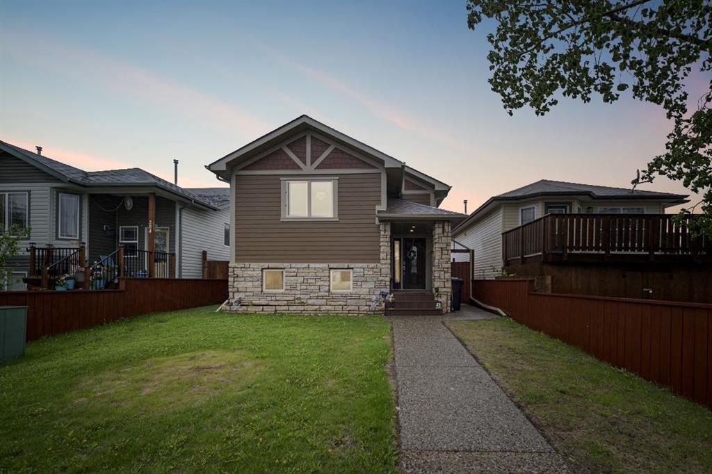 280 Diefenbaker Drive , A2319587, Alberta,