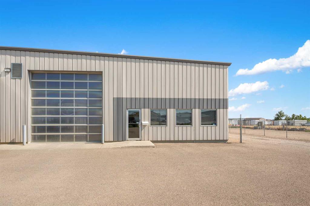 Second View of 1, 4807 40 Avenue , Sask Industrial, Lloydminster, Saskatchewan, S9V 2B7