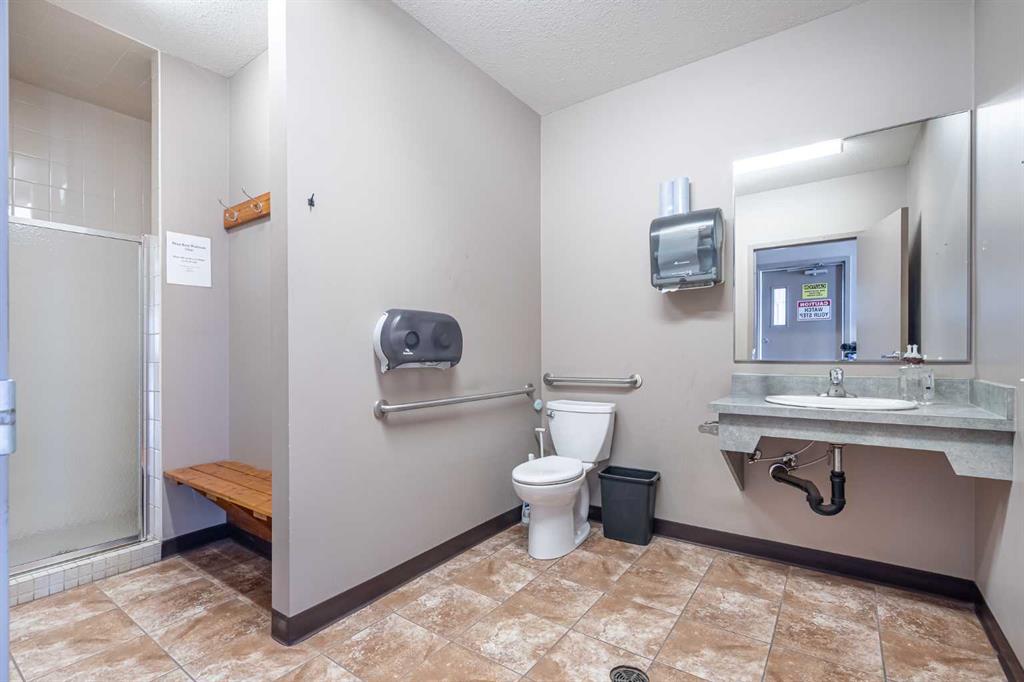 Fifth View of 1, 4807 40 Avenue , Sask Industrial, Lloydminster, Saskatchewan, S9V 2B7