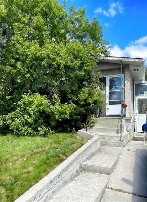 Second View of 132 Allandale Close SE, Acadia, Calgary, Alberta, T2H 1V9