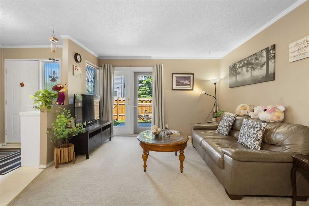 Fourth View of 4, 203 Grier Terrace NE, Greenview, Calgary, Alberta, T2K5Y7