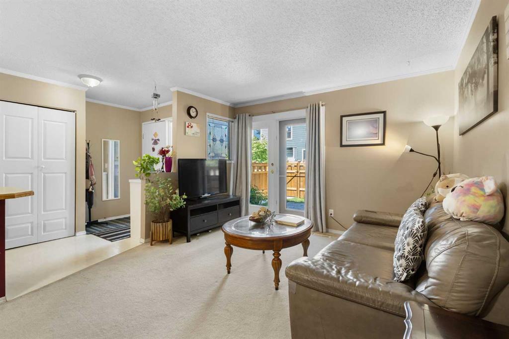 Fifth View of 4, 203 Grier Terrace NE, Greenview, Calgary, Alberta, T2K5Y7