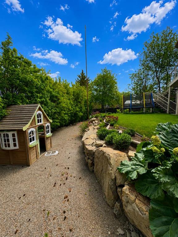 Fifth View of 131 Edgebrook Circle NW, Edgemont, Calgary, Alberta, T3A5A4