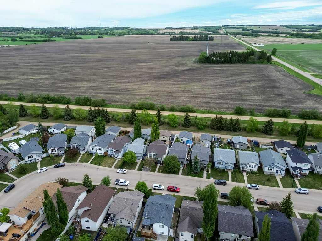 Fifth View of 58 Drummond Close , Davenport, Red Deer, Alberta, T4R 3E2