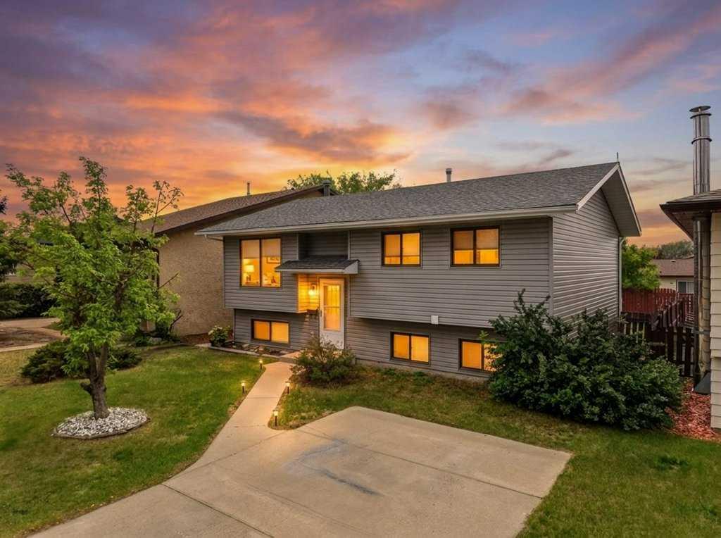 Second View of 102 Denovan Crescent , Deer Park Village, Red Deer, Alberta, T4R 1W2