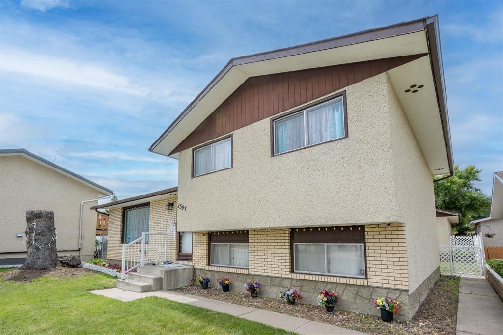 Fifth View of 2397 24 Street SE, Crestwood-Norwood, Medicine Hat, Alberta, T1B1B1