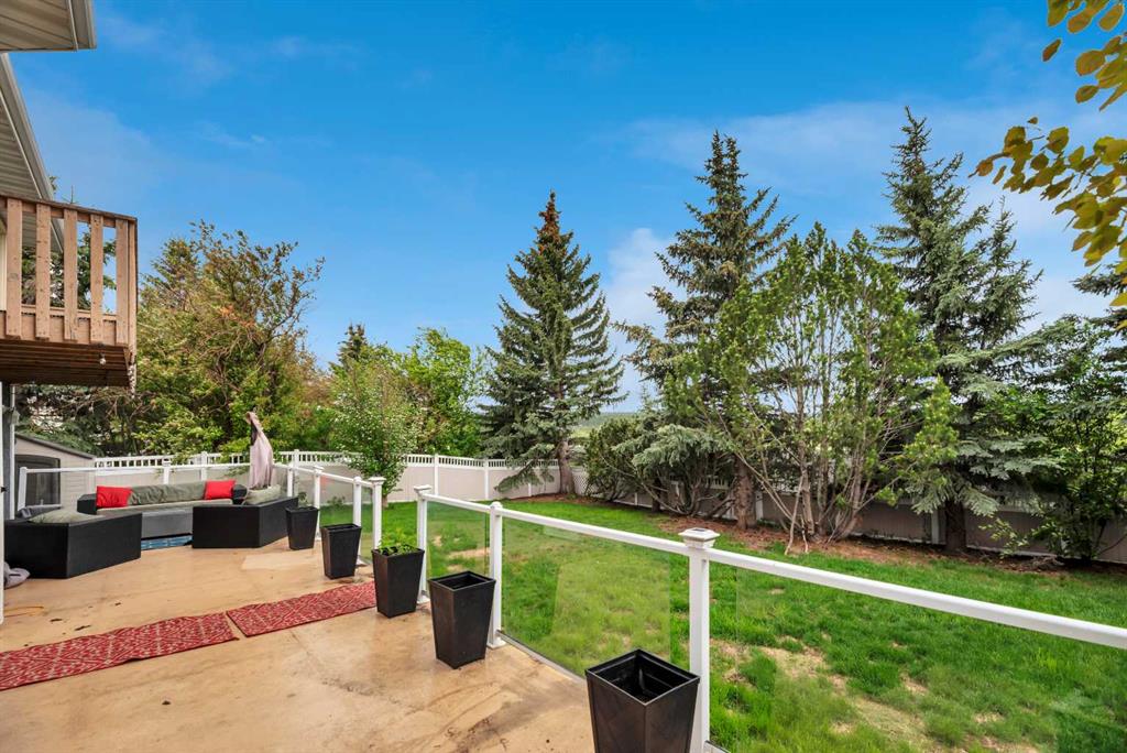 Fourth View of 52 Woodpath Terrace SW, Woodbine, Calgary, Alberta, T2W 5Z7