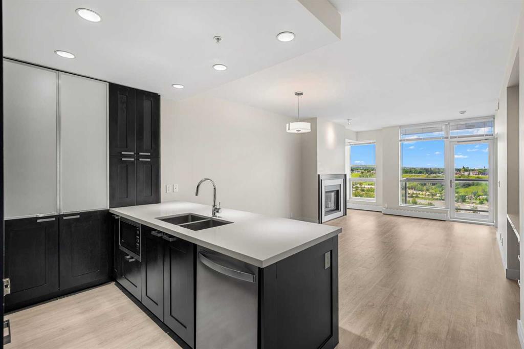 Third View of 1712, 222 Riverfront Avenue SW, Chinatown, Calgary, Alberta, T2P 0X2