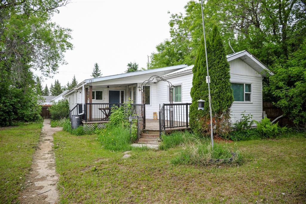 121 Alberta Street , A2319922, Alberta,