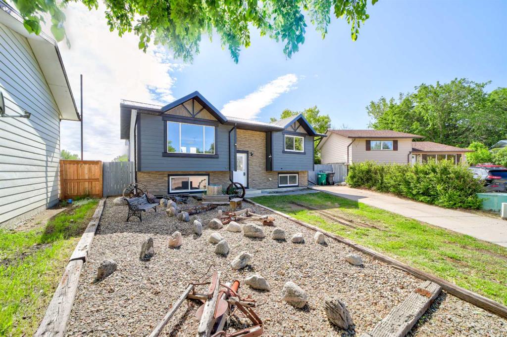 162 Pensacola Court W, A2319967, Alberta,