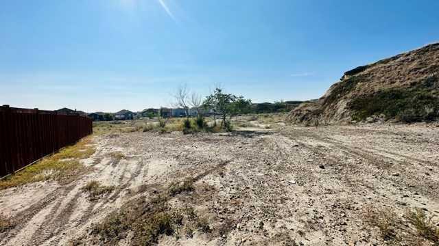 816 3 Street SW, A2319988, Alberta,
