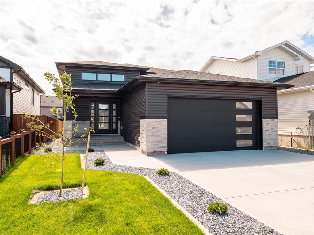 Third View of 26 Rivergrove Run W, Riverstone, Lethbridge, Alberta, T1K8E8
