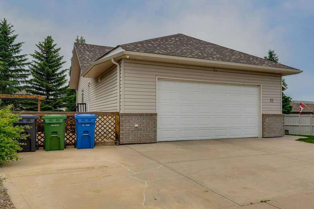 Fifth View of 32 Duval Close , Davenport, Red Deer, Alberta, T4R 2Y7