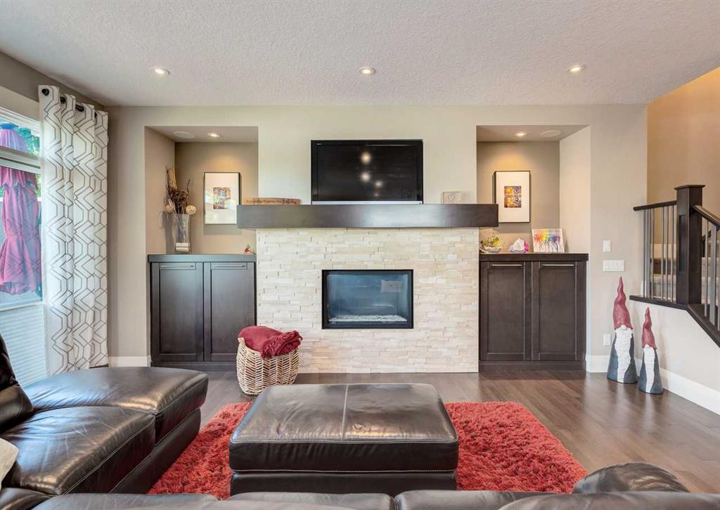 Fourth View of 2039 45 Avenue SW, Altadore, Calgary, Alberta, T2T 2P6