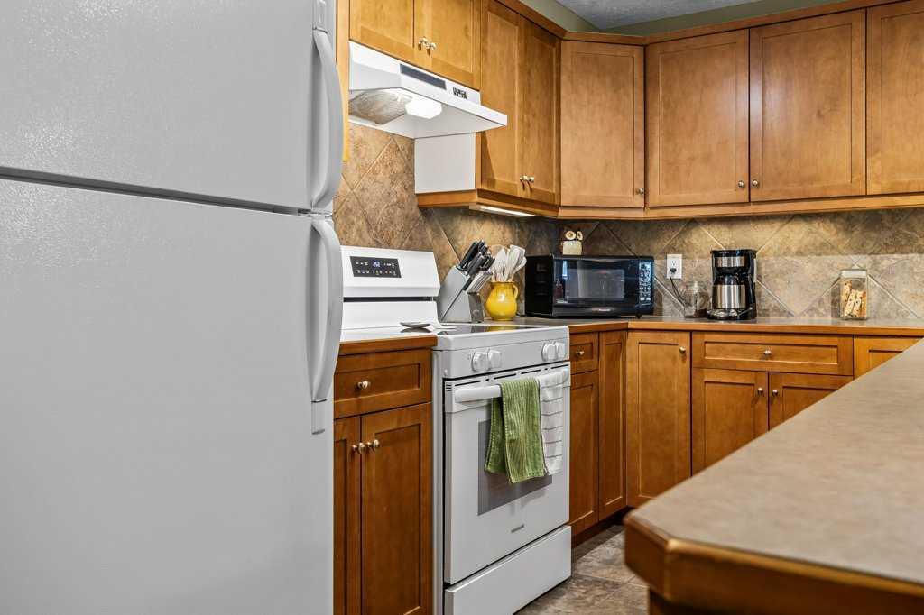 Fifth View of 215, 150 crossbow Place , Three Sisters, Canmore, Alberta, T1W 3H5