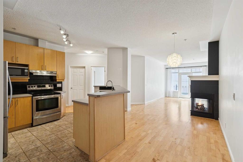 Fifth View of 308, 923 15 Avenue SW, Beltline, Calgary, Alberta, T2R 0S2