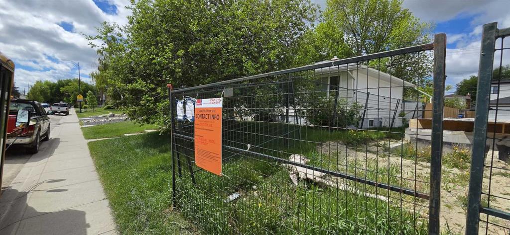 Third View of 2423 7 Street NE, Winston Heights/Mountview, Calgary, Alberta, T2E 4C7