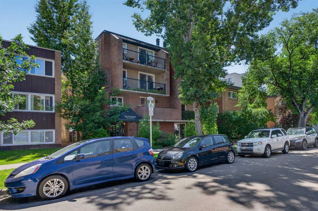Third View of 202, 329 19 Avenue SW, Mission, Calgary, Alberta, T2S 0E1
