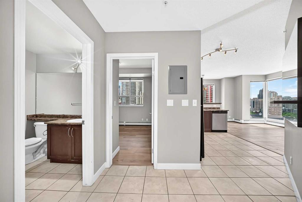 Fourth View of 1016, 1053 10 Street SW, Beltline, Calgary, Alberta, T2R 1S6