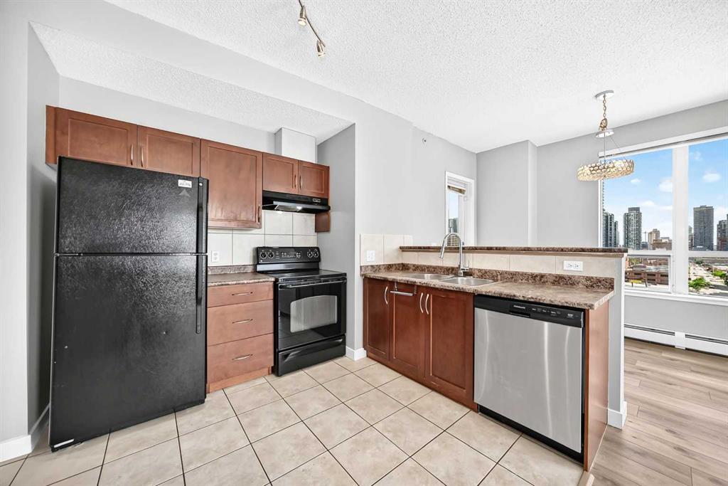 Fifth View of 1016, 1053 10 Street SW, Beltline, Calgary, Alberta, T2R 1S6