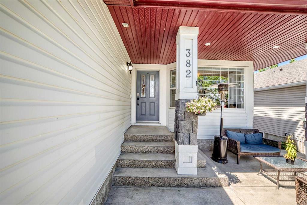 Fifth View of 382 cove Road , The Cove, Chestermere, Alberta, T1X 1J6