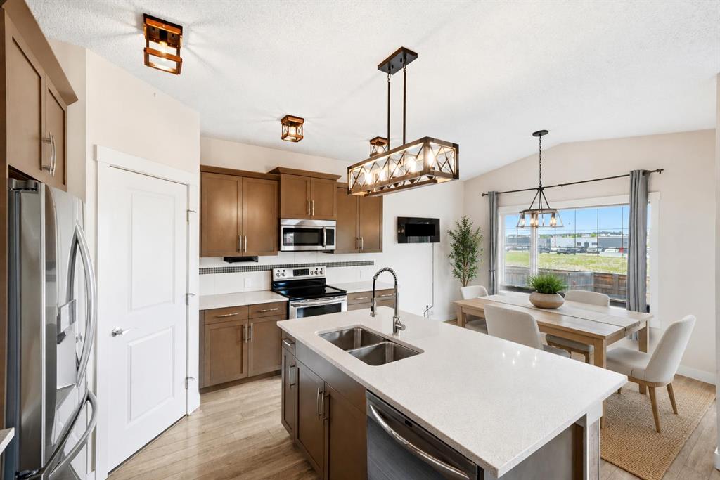 46 Fireside Place , A2320199, Alberta,