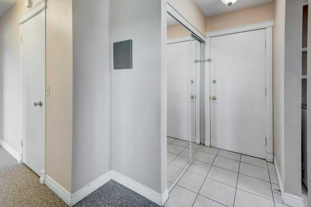 Third View of 43, 1703 11 Avenue SW, Sunalta, Calgary, Alberta, T3K 1J5
