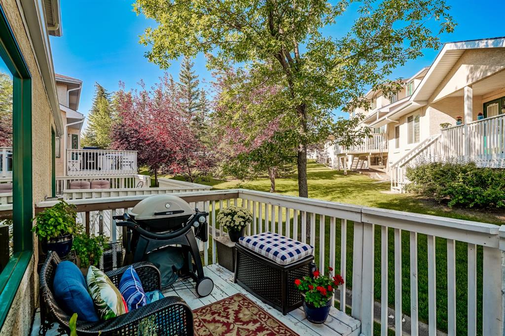 Fourth View of 25, 200 Sandstone Drive NW, Sandstone Valley, Calgary, Alberta, T3K4N7
