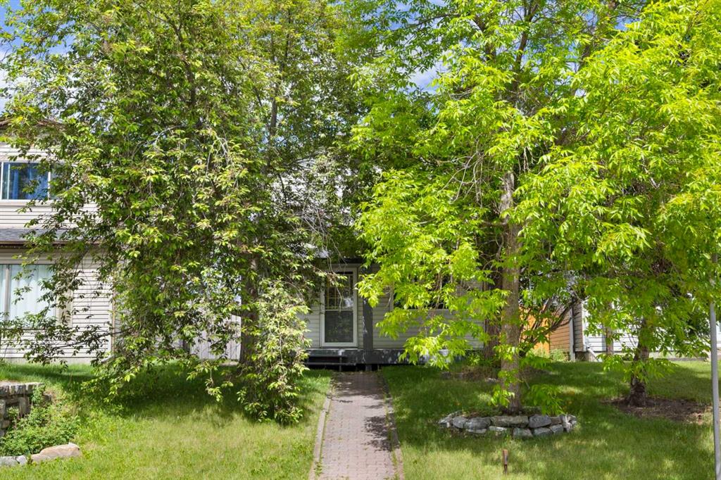 Third View of 84 Abingdon Crescent NE, Abbeydale, Calgary, Alberta, T2A 6S3