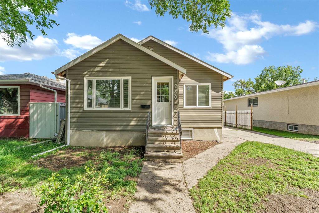 MLS® listing #112845846 for sale located at 960 5 Street SE