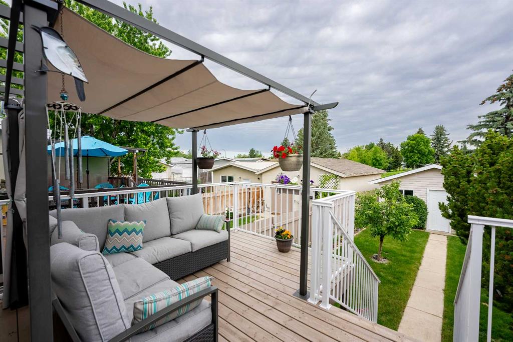 Fifth View of 23 Selkirk Road W, Varsity Village, Lethbridge, Alberta, T1K 4N4