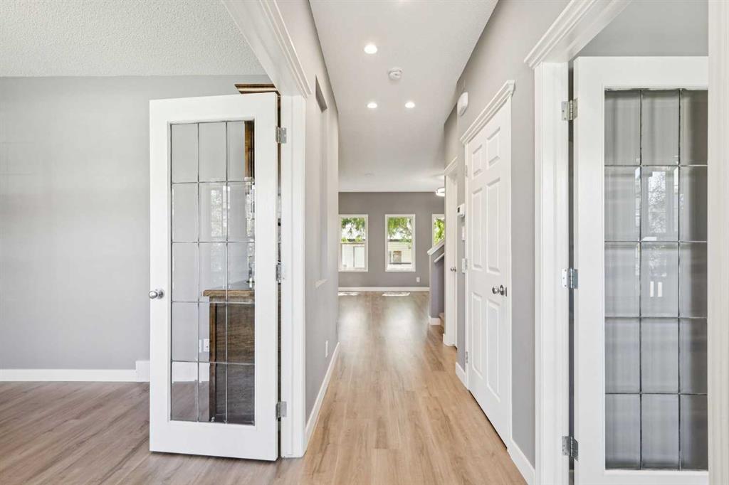 Fifth View of 137 Prestwick Mews SE, McKenzie Towne, Calgary, Alberta, T2Z 3X6