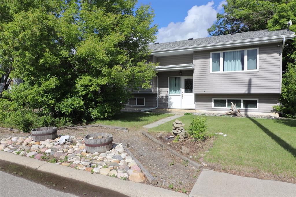 121 Park Crescent , A2320335, Alberta,