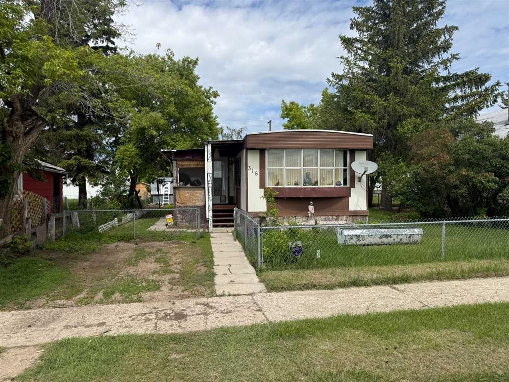 318 Railway Avenue W, A2320353, Alberta,