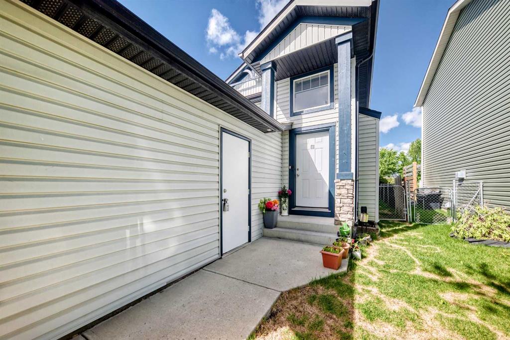 Third View of 30 Covehaven View NE, Coventry Hills, Calgary, Alberta, T3R 1S6