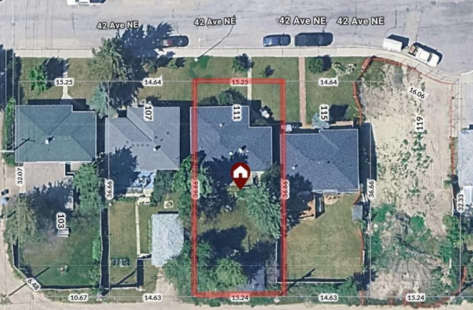 Third View of 111 42 Avenue NE, Highland Park, Calgary, Alberta, T2E 2N5