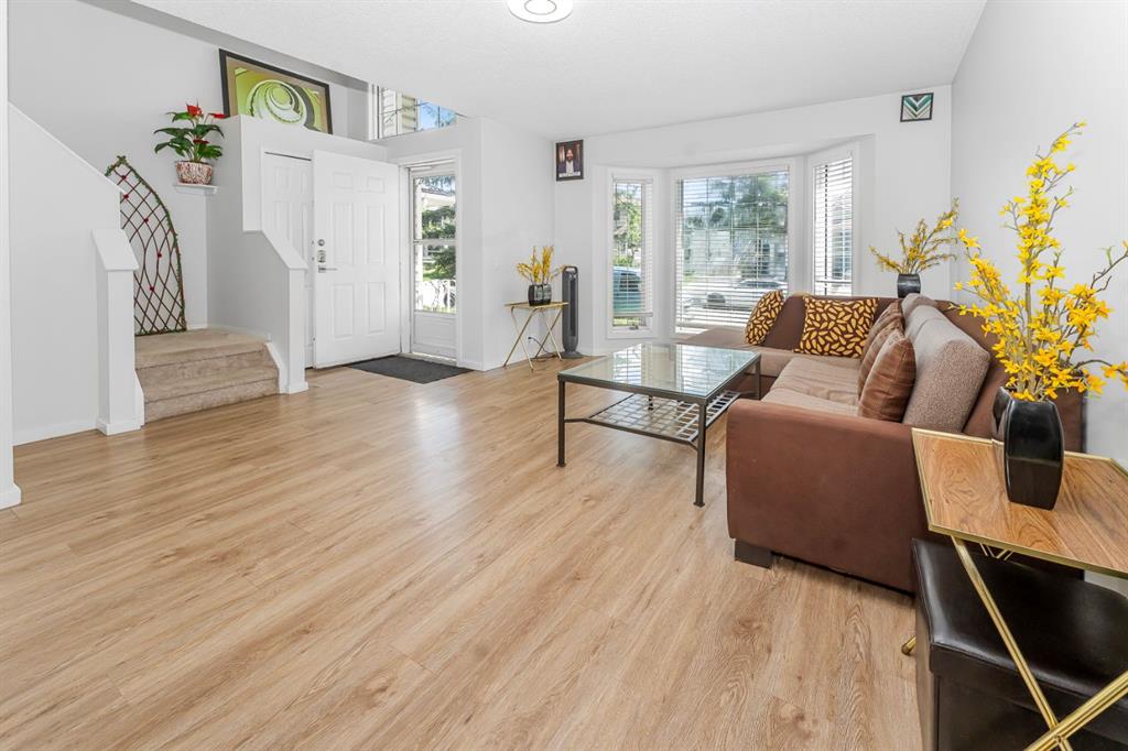 Fourth View of 369 Martinwood Place NE, Martindale, Calgary, Alberta, T3J3H7