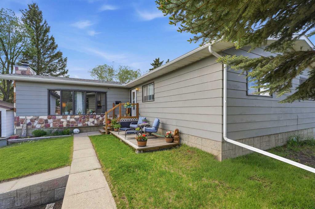 10 Tee Road , A2320439, Alberta,