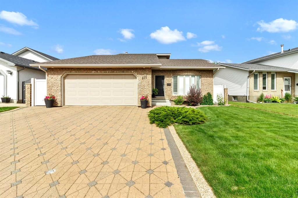 699 TAYLOR Road SE, A2320446, Alberta,